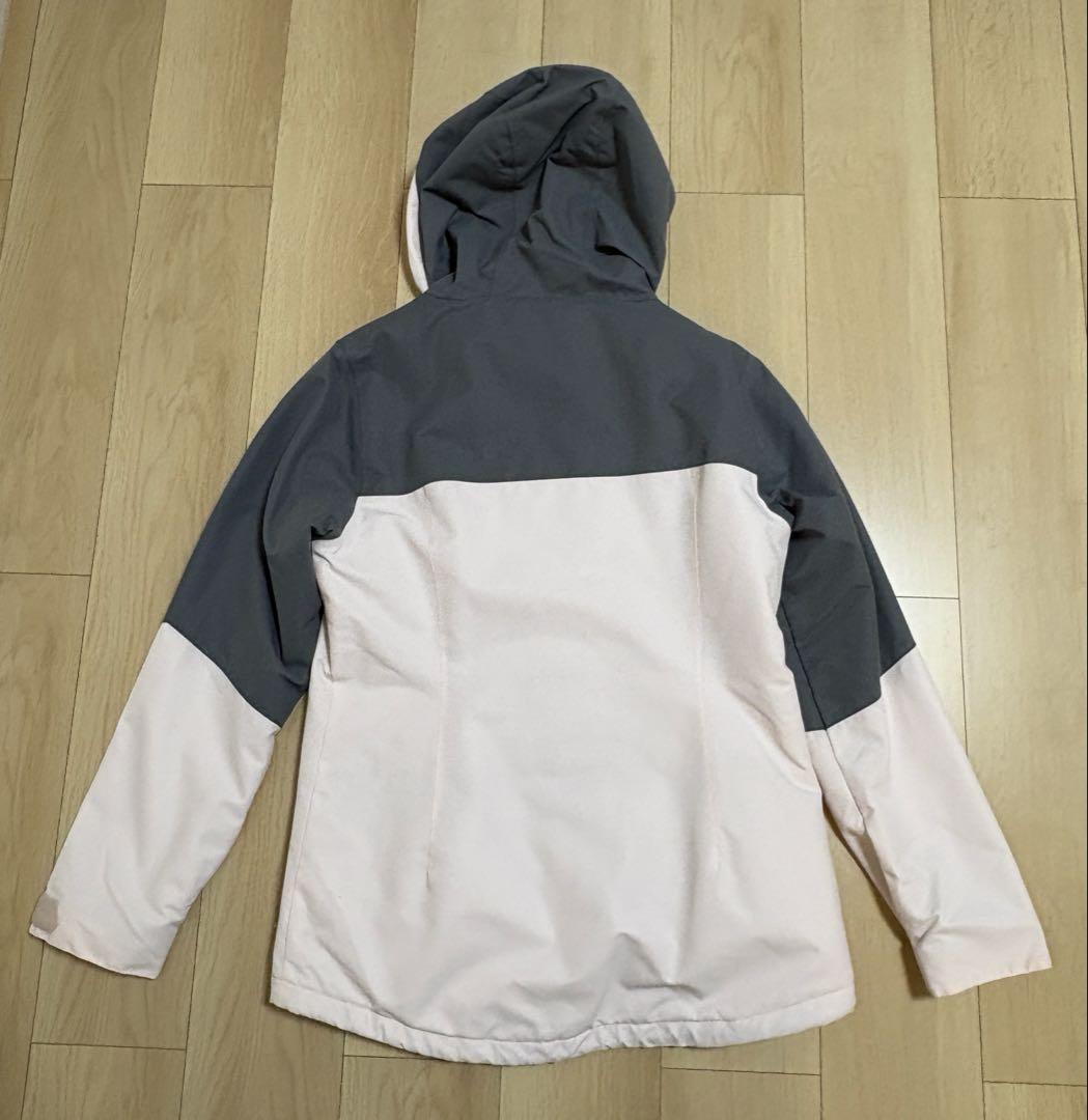 スノボウェア　レディース　ジャケット　Mサイズ　23-24 VOLCOM