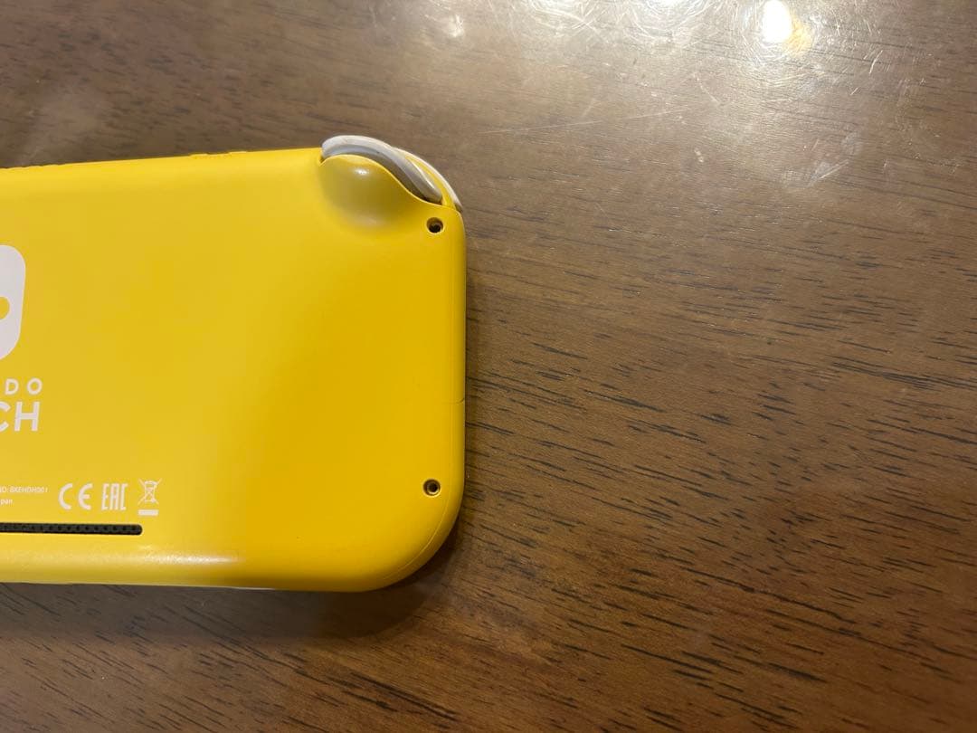【ジャンク品】Nintendo Switch Lite イエロー 本体のみ