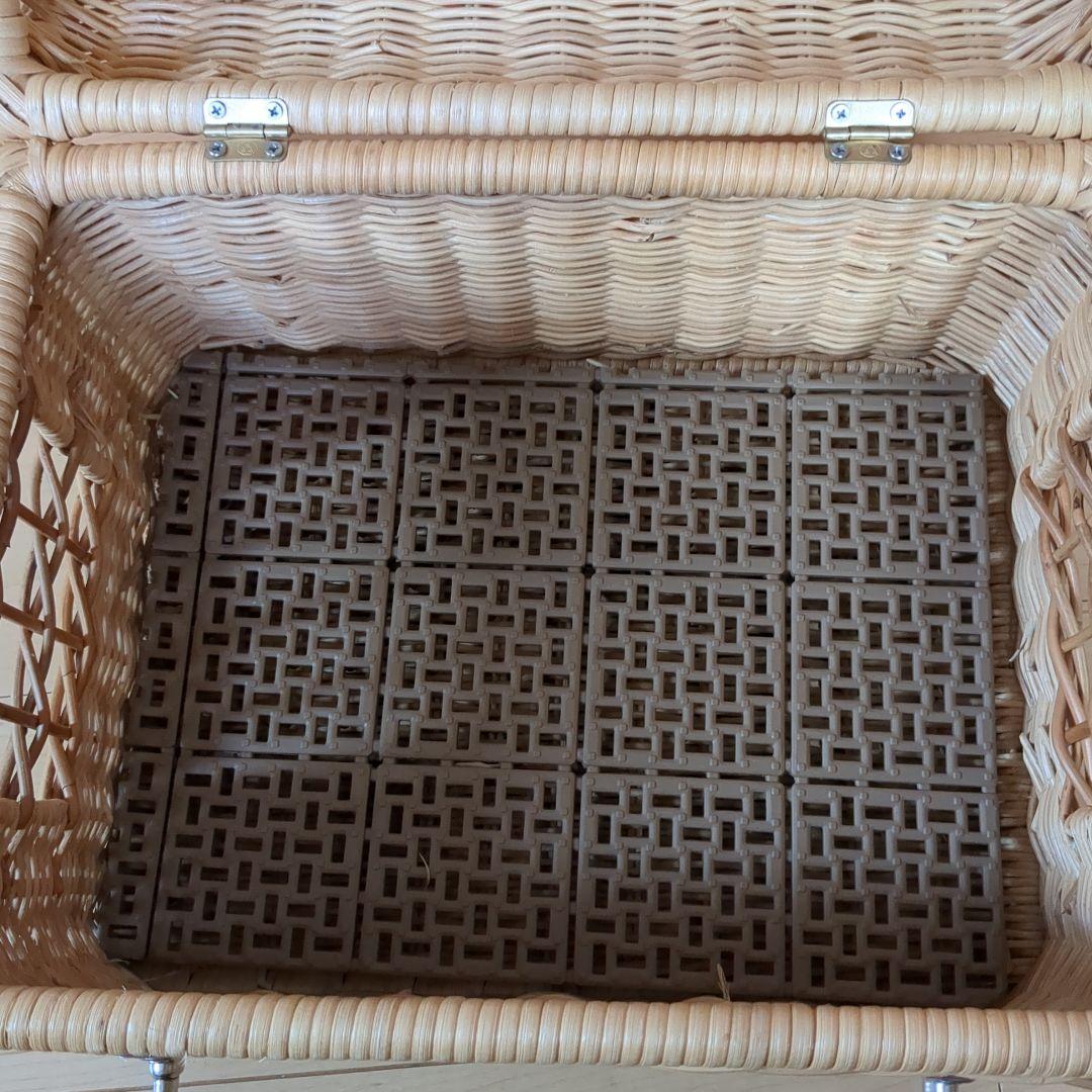 ラタン製ペットキャリーケース