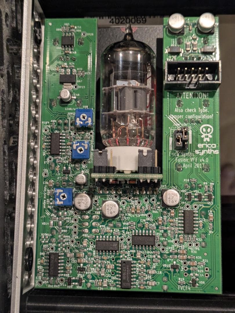鍵盤楽器 ERICA SYNTHS FUSION VCF V2