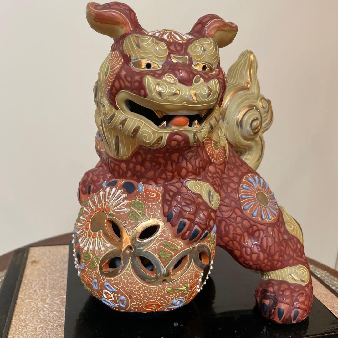 陶器製 獅子の像 ガラスケース入り