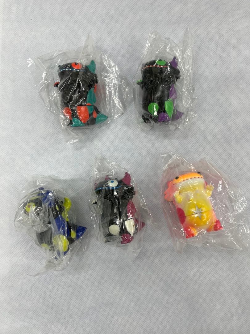 【新品】VAGまとめ売り 79体セット ソフビ