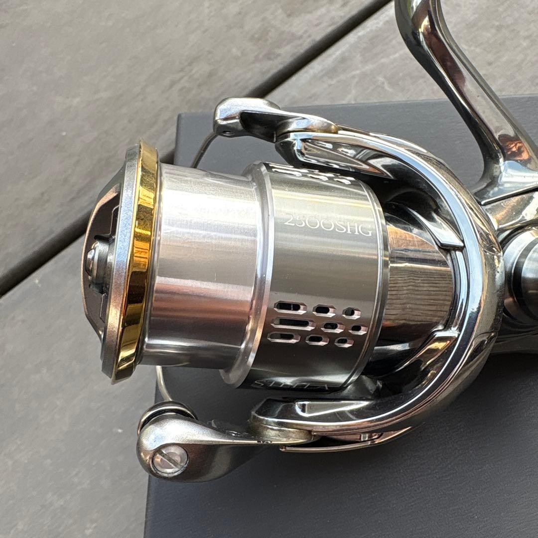 18ステラ SHIMANO シマノSTELLA ステラ2500SHG