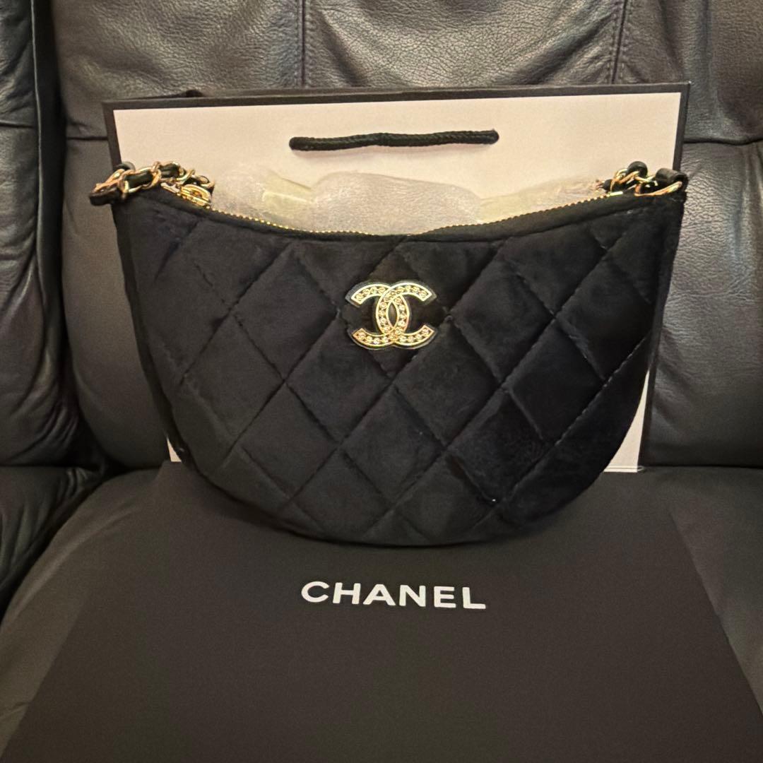 CHANEL シャネル　ベロア　ゴールドチェーン　ポシェット　非売品　ノベルティ