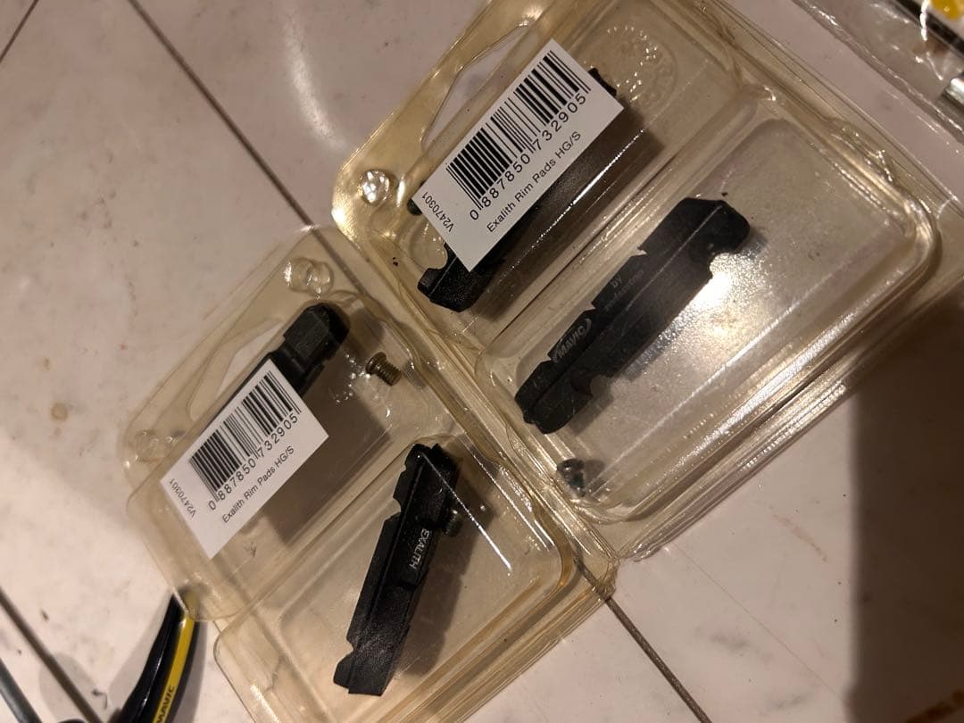 マビックMAVIC COSMIC PRO CARBON EXALITH ホイール