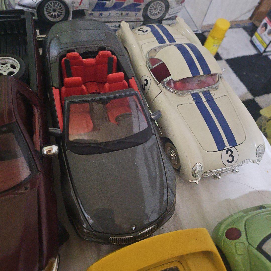 １/18 Ferrari　Volkswagen　シボレー　東海道ヤナセ、コーンズ