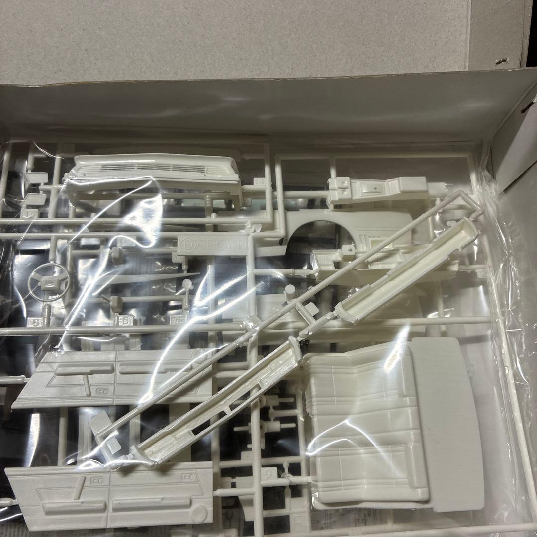 フジミトヨタ クラウン 2800 ロイヤルサルーン 1/24