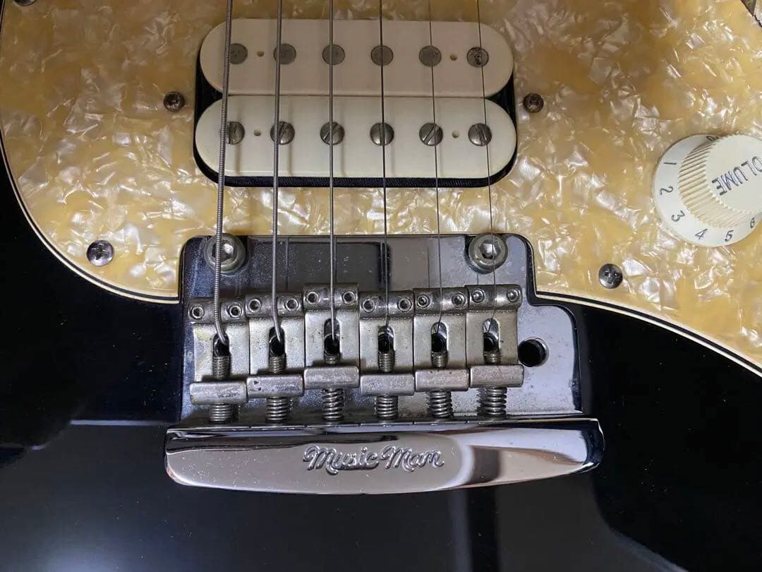 Musicman Silhouette Special HSS ミュージックマン