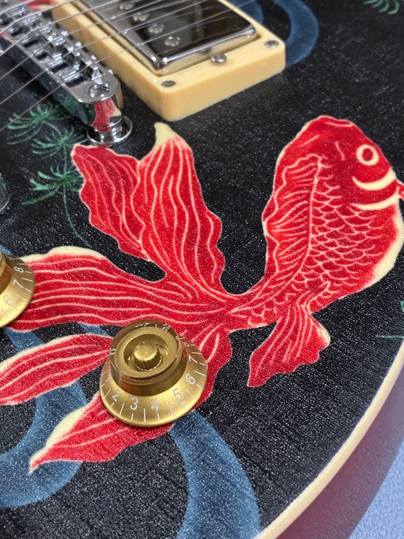 金魚柄 レスポールタイプギター