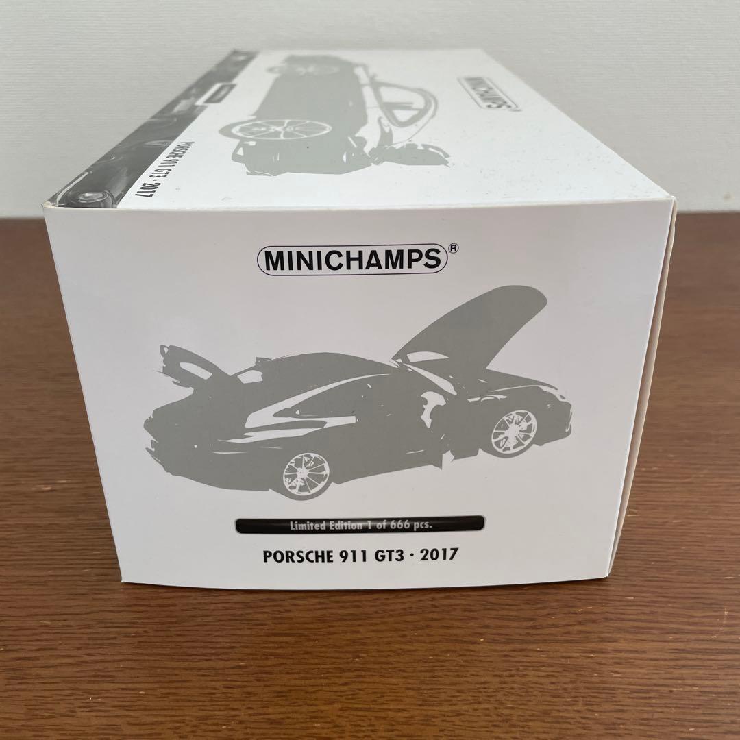 ミニチャンプス　ポルシェ 911 (991) GT3 1/18 グレー