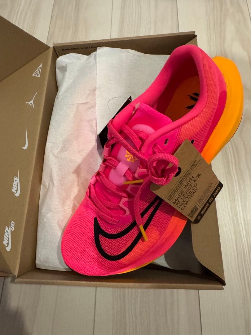 正規店購入品　ナイキ ズーム フライ 5 NIKE ピンク
