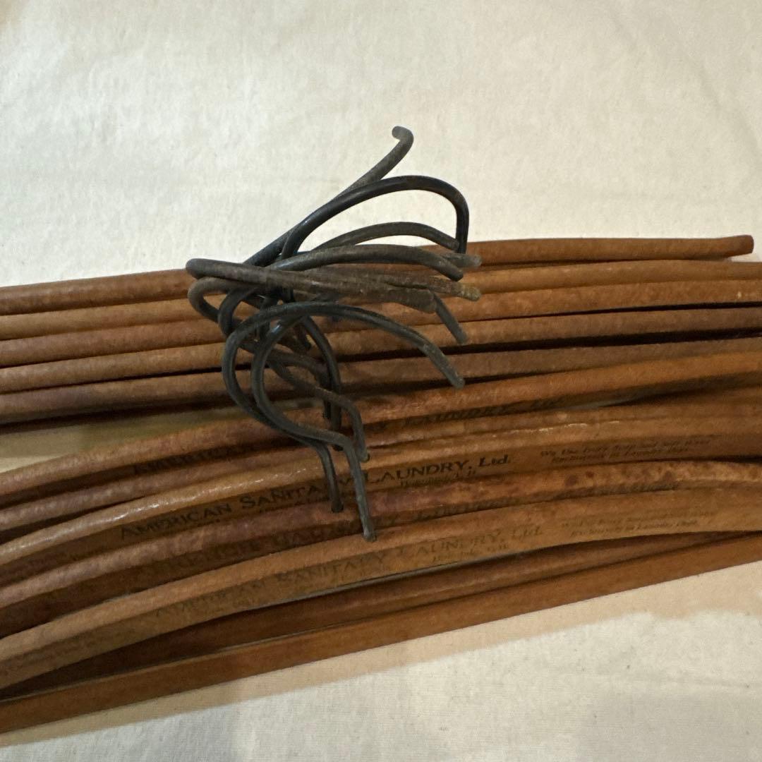 40s VINTAGE HAWAII HANGER ハンガー バー付 字 セット
