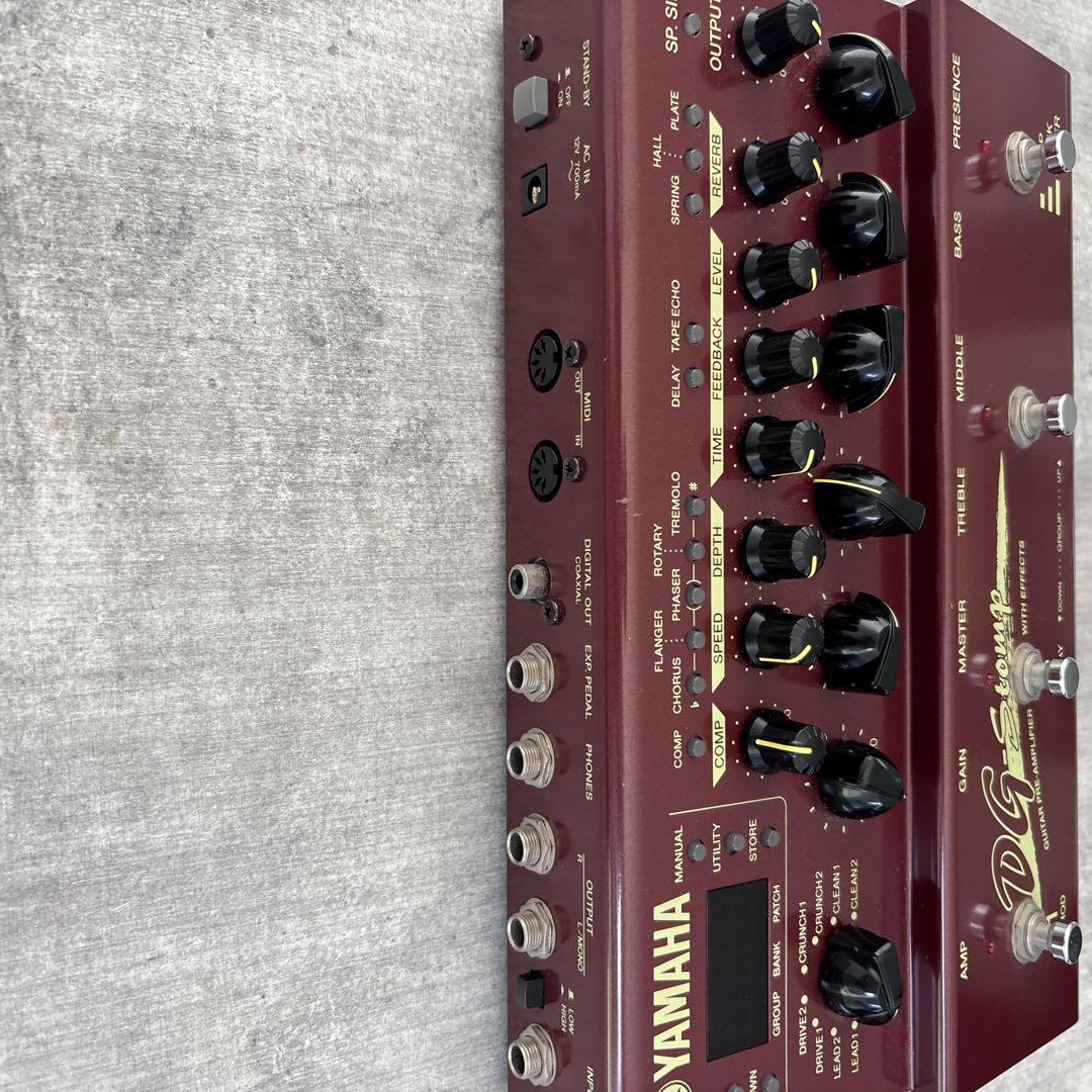 【美品】YAMAHA ヤマハ DG-Stomp　　マルチエフェクター