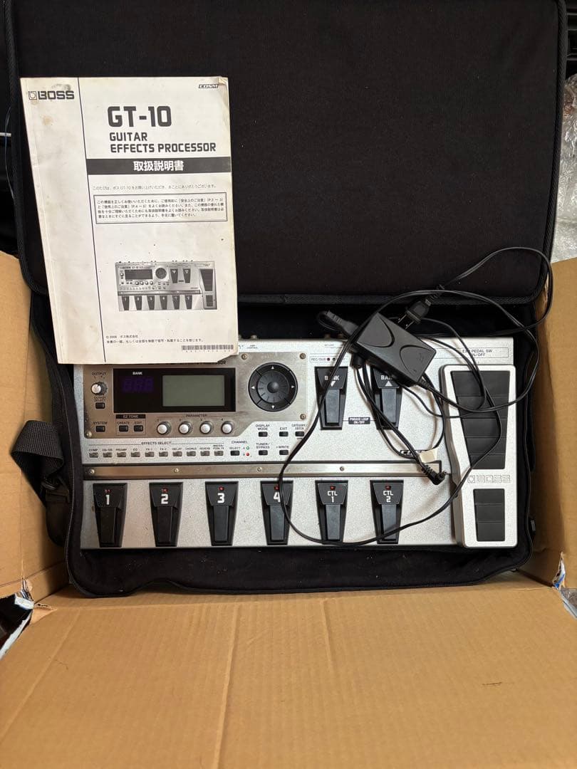Boss GT-10 ケース付き　スギゾー