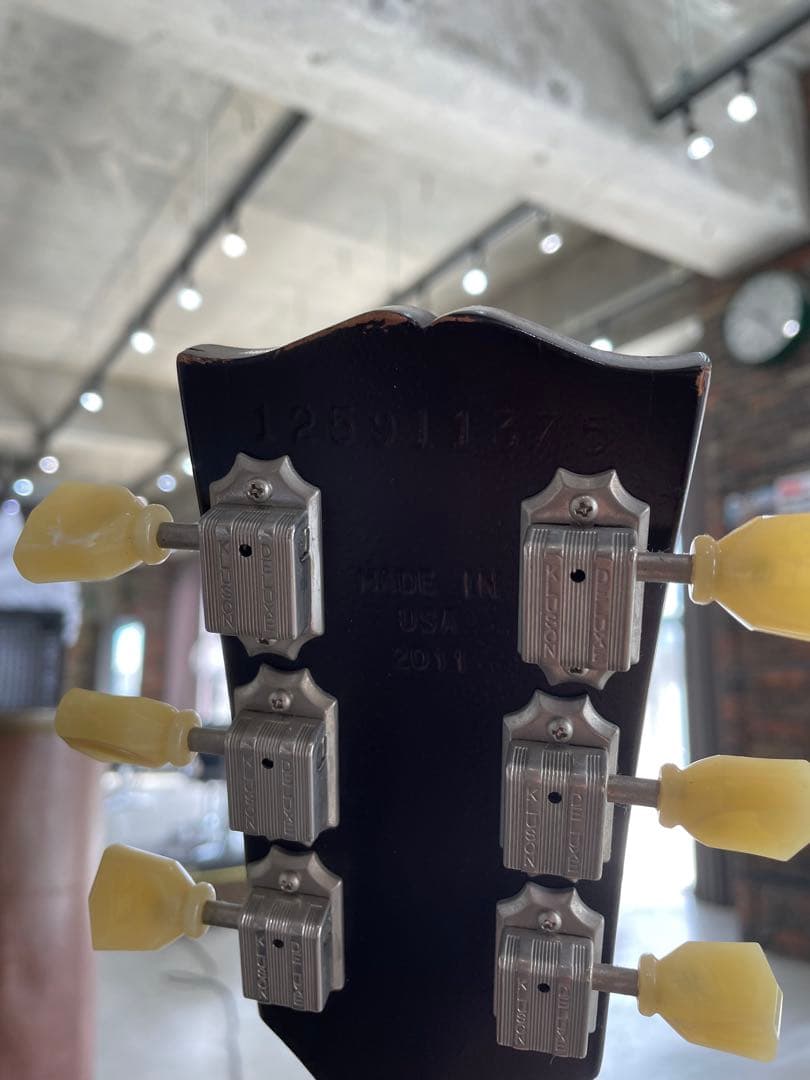 値下げしました。Gibson Les Paul Tribute 2011年製