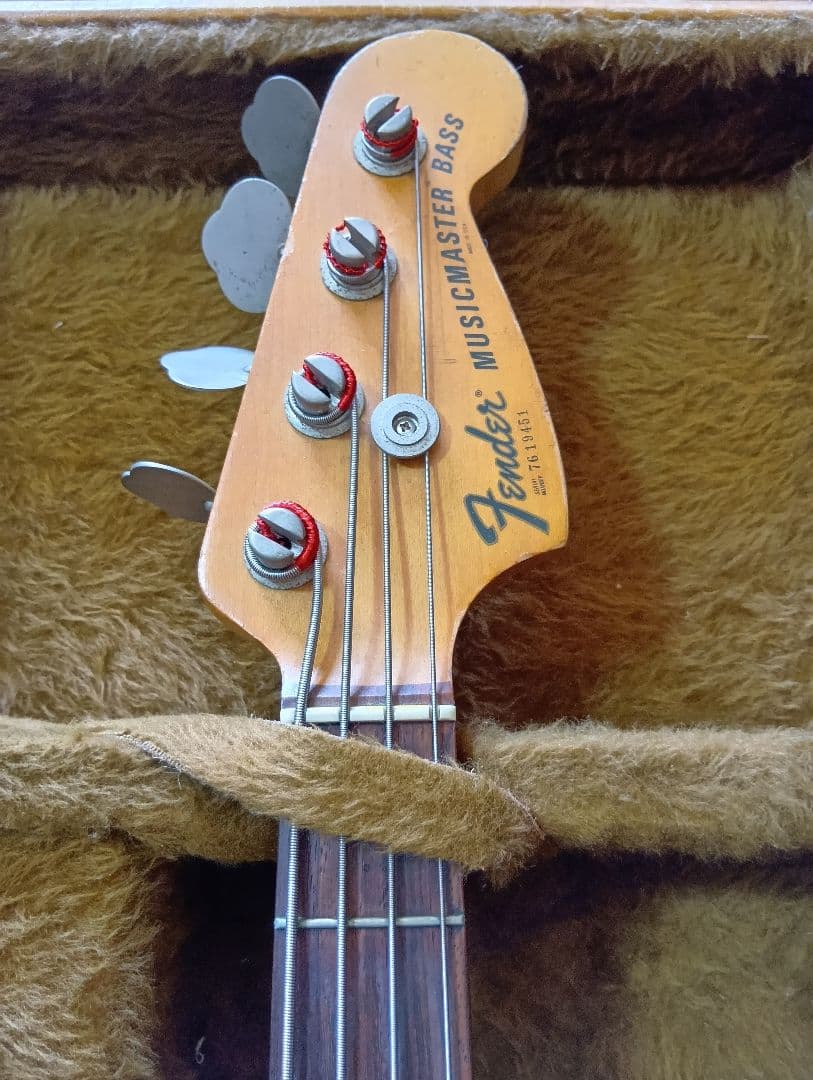 ビンテージ Fender Musicmaster Bass ブラック