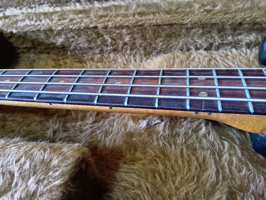 ビンテージ Fender Musicmaster Bass ブラック
