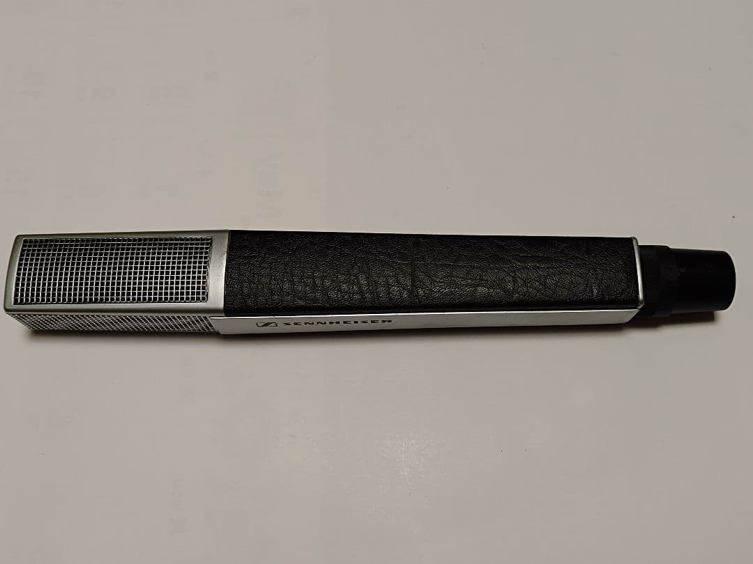 Sennheiser　MD441-U ダイナミックマイク マイクホルダー付き