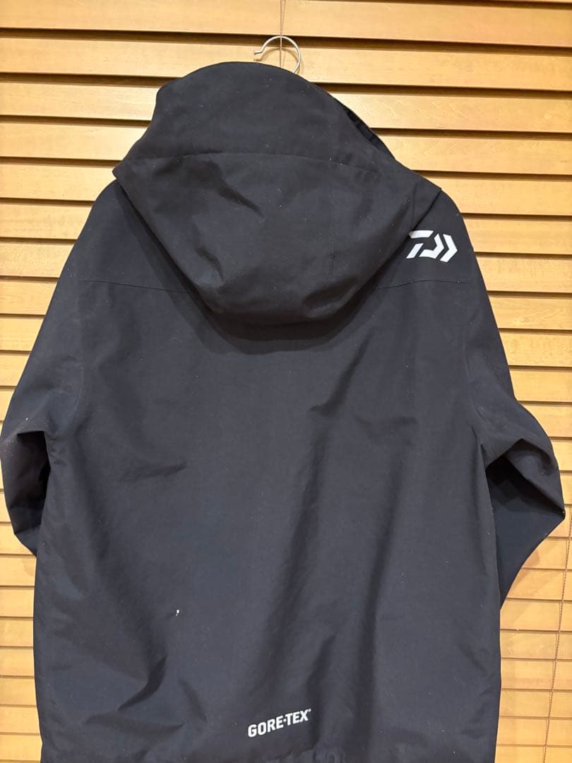 Daiwa GORE-TEX プロダクト　レインスーツ ブラック　DR−1906