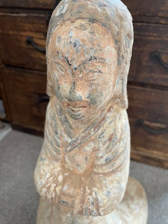 漢代女俑