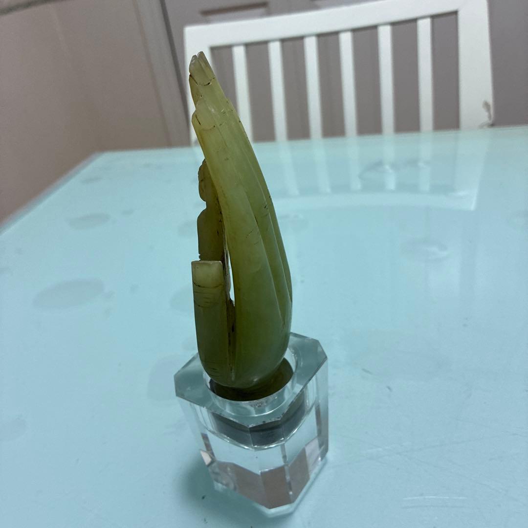 如来佛手 孙悟空 古玉 出土物 ？ 翡翠？ ￼