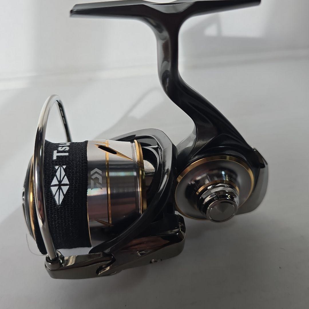 ダイワ 20ルビアス LT3000-C【55mm ハンドル　RCS ノブ付】