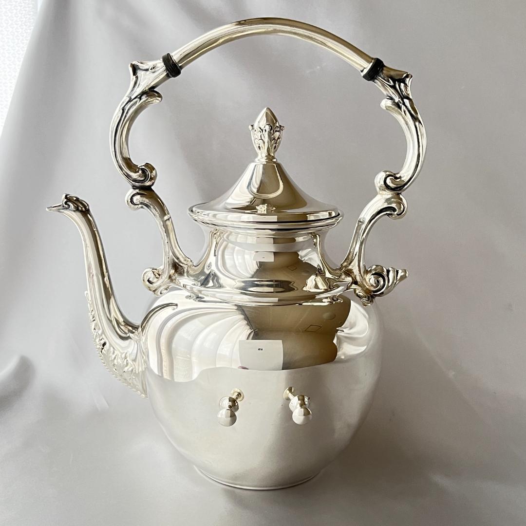 葡萄の透かしのティーケトル【シルバープレート】 スタンド / バナー