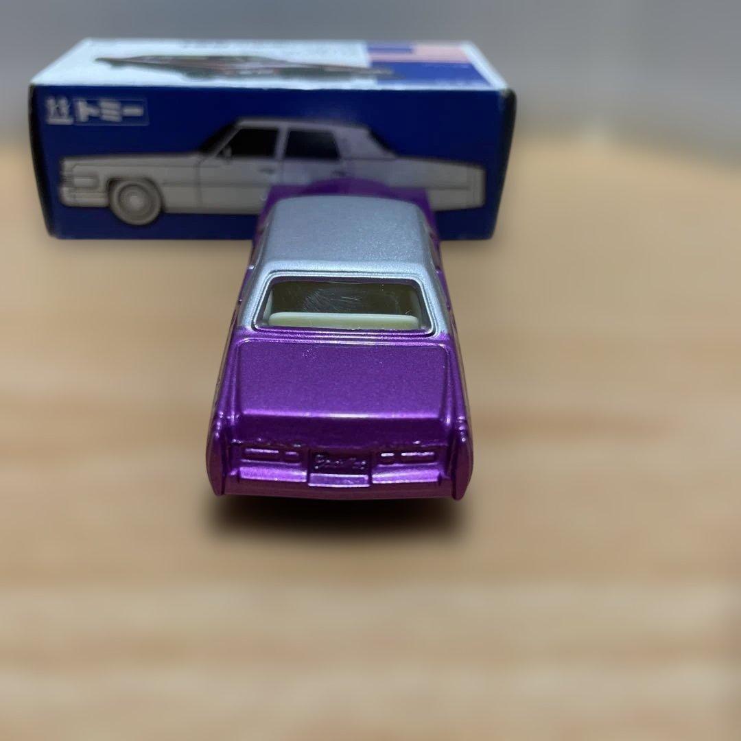 トミカ 青箱 キャデラック フリートウッド ブローアム