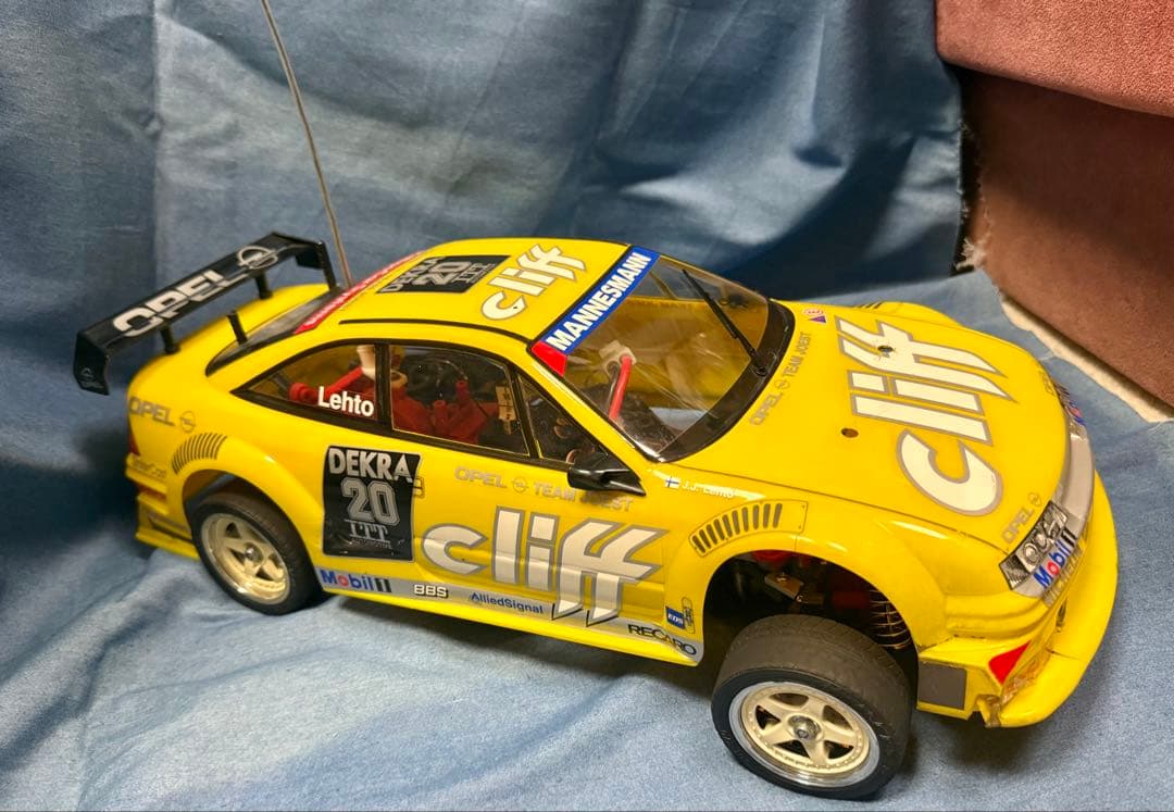 【組立済RCカー・最終値下】オペル・カリブラTA-02＆フタバ送信機・受信機付