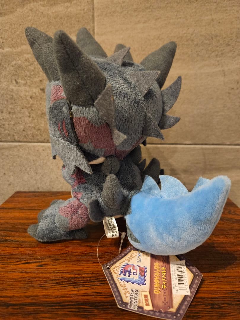 【美品】【タグ付き】 カプコン モンスターハンター ぬいぐるみ ディノバルド