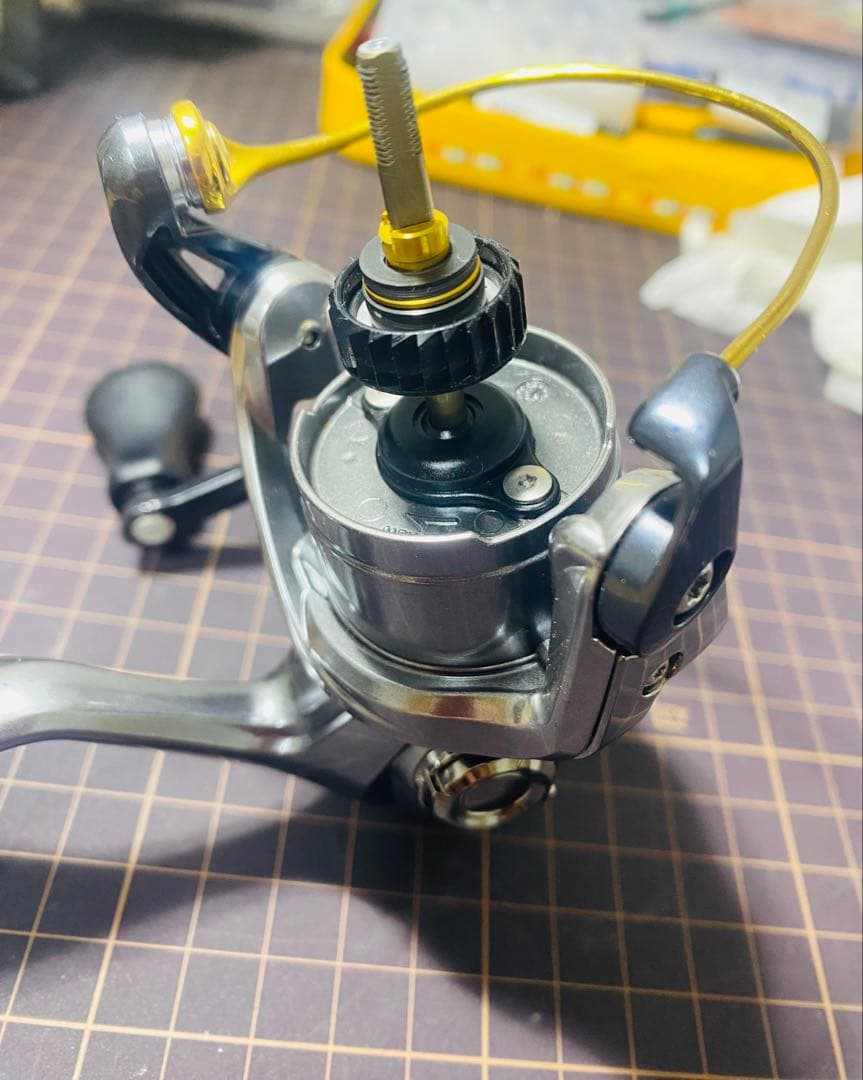 シマノShimano 16ヴァンキッシュVanquish C2000S リール