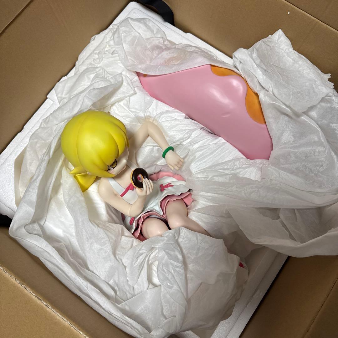 忍野忍 1/2 フィギュア