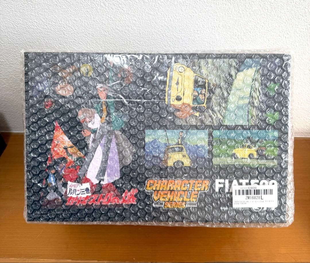 ルパン三世 カリオストロの城 FIAT 500 1/12 ダイキャスト完成品