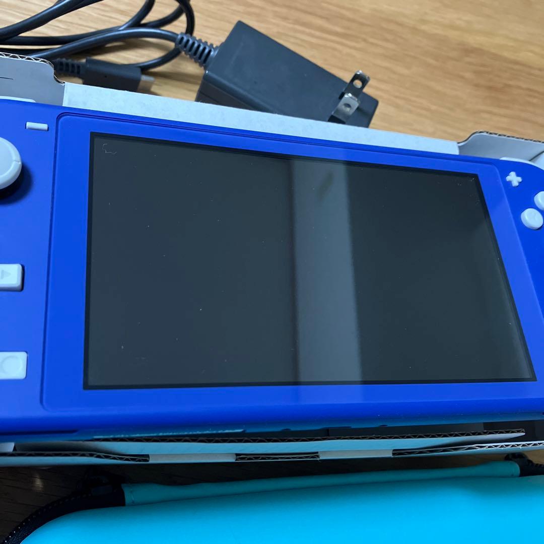 未使用に近い　ケース　Nintendo Switch Liteブルー　箱付き