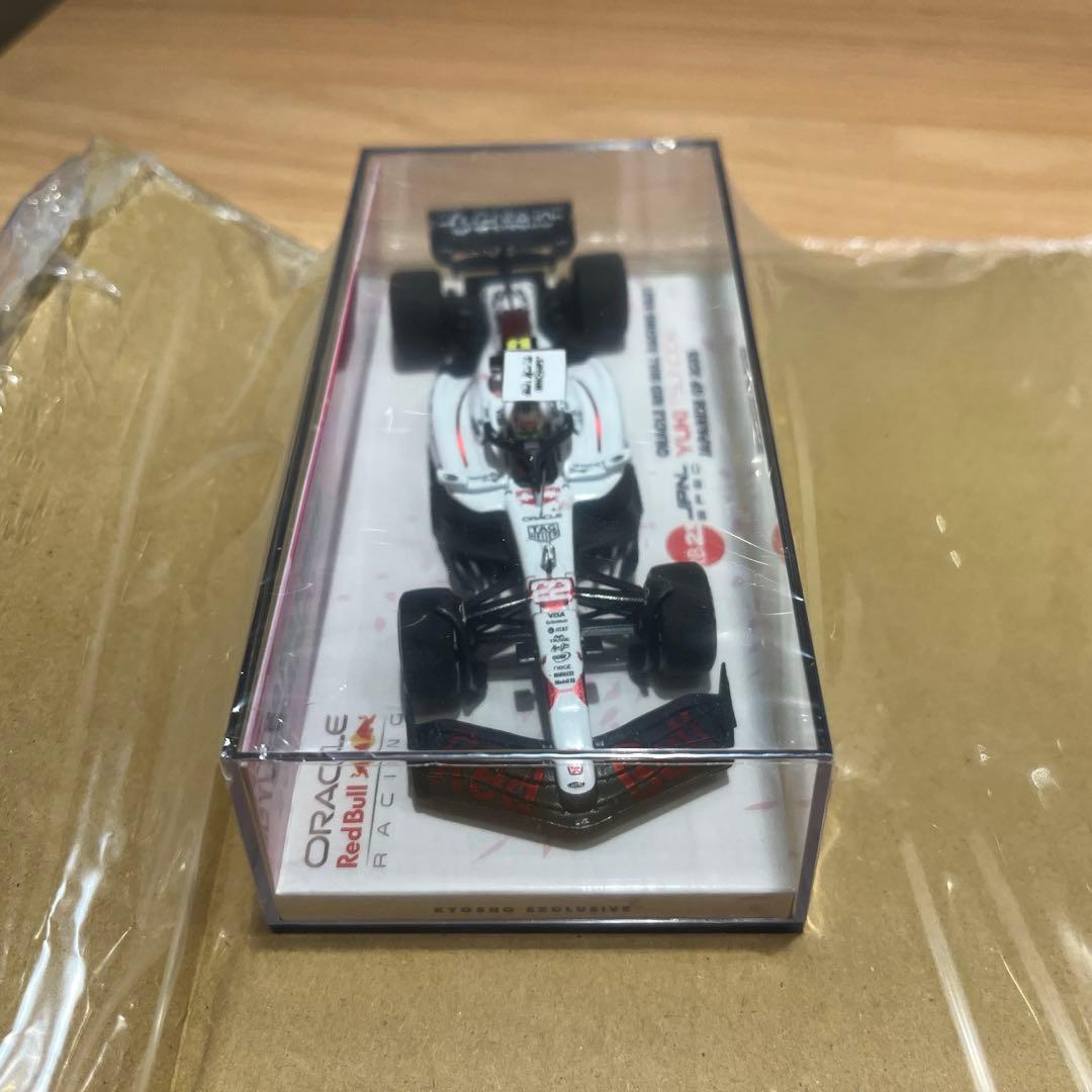 ミニチャンプス 1/43 オラクル レッドブル　2025 日本GP 角田裕毅