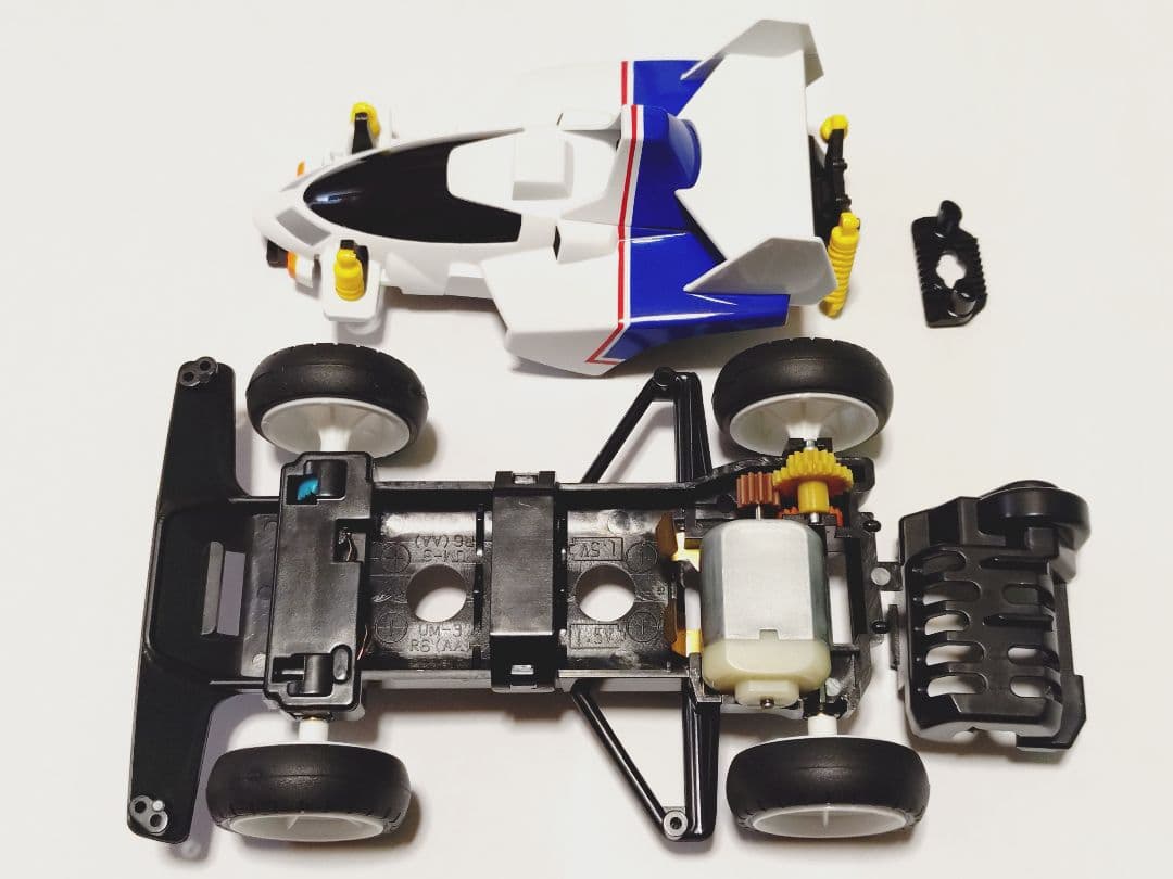 タミヤ ミニ四駆 ダッシュ3号 シューティングスター 塗装済ボディ