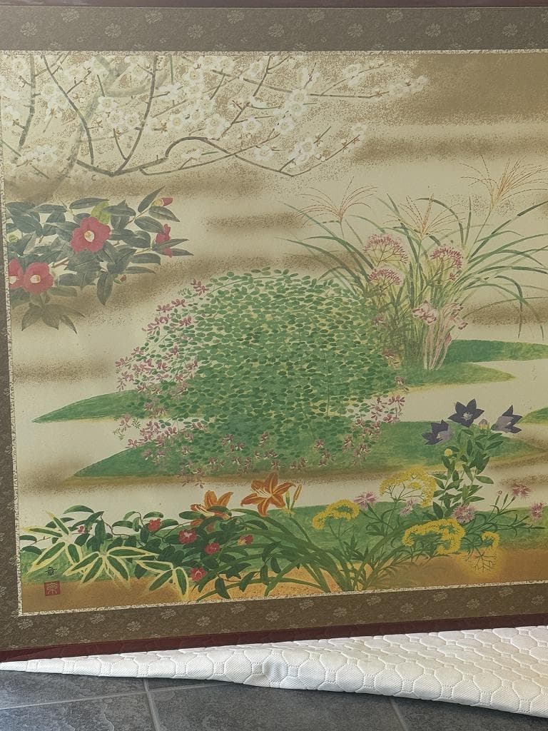 百花繚乱！「万葉百花百草」装飾銅金具付　二曲屏風　木下章