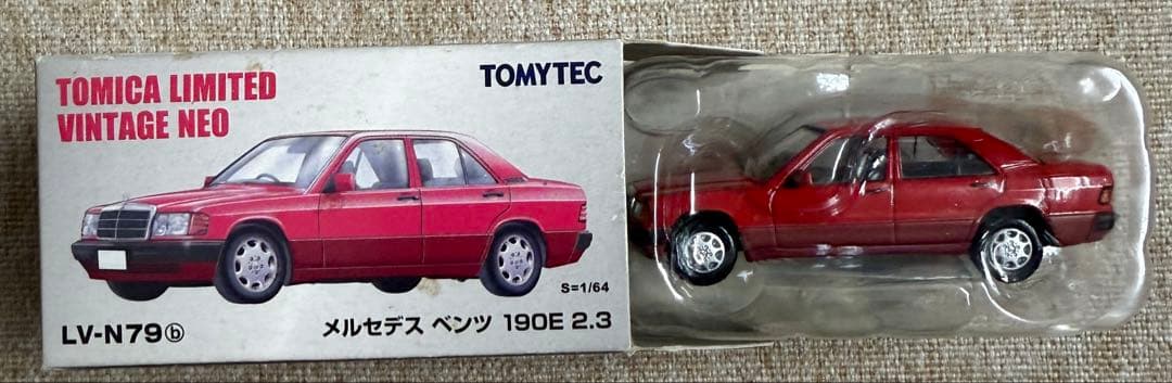 トミカリミテッドヴィンテージ　 LV-N79b ベンツ190E 2.3