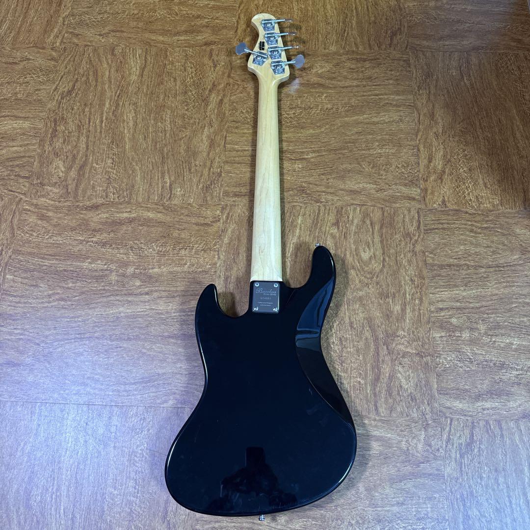 Bacchus エレキベース　5弦　WL-534