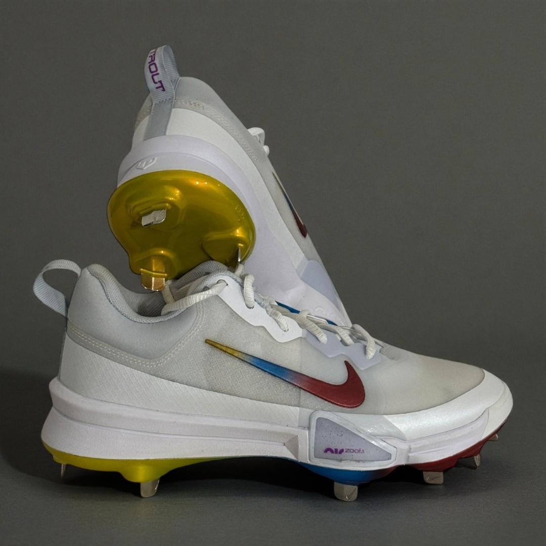 Nike スパイクシューズ ホワイト/レッド/ブルー/イエロー　US7