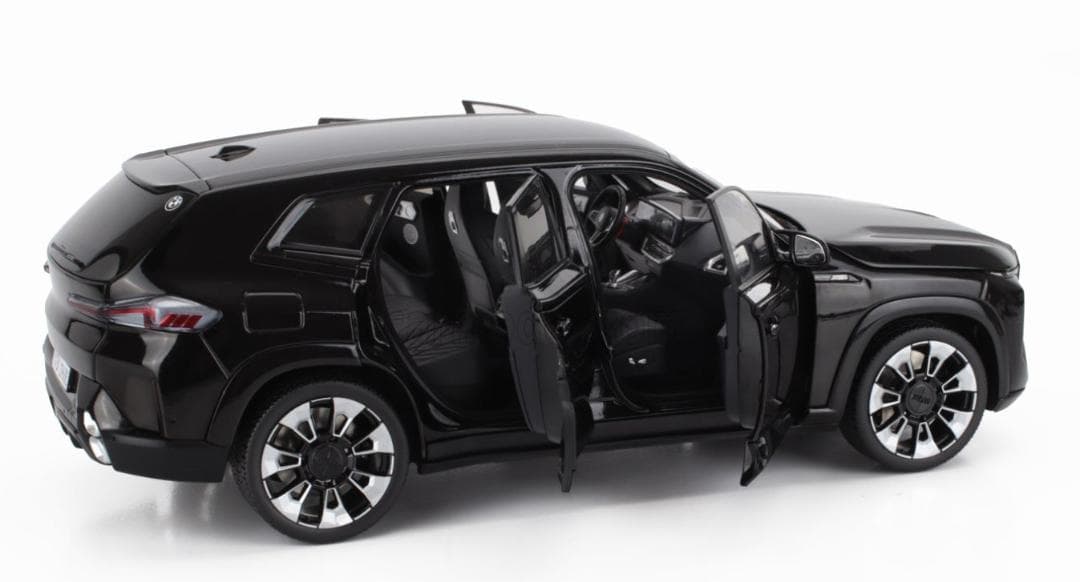 【新品】  XM (G09) ミニチャンプス 1/18 ミニカー