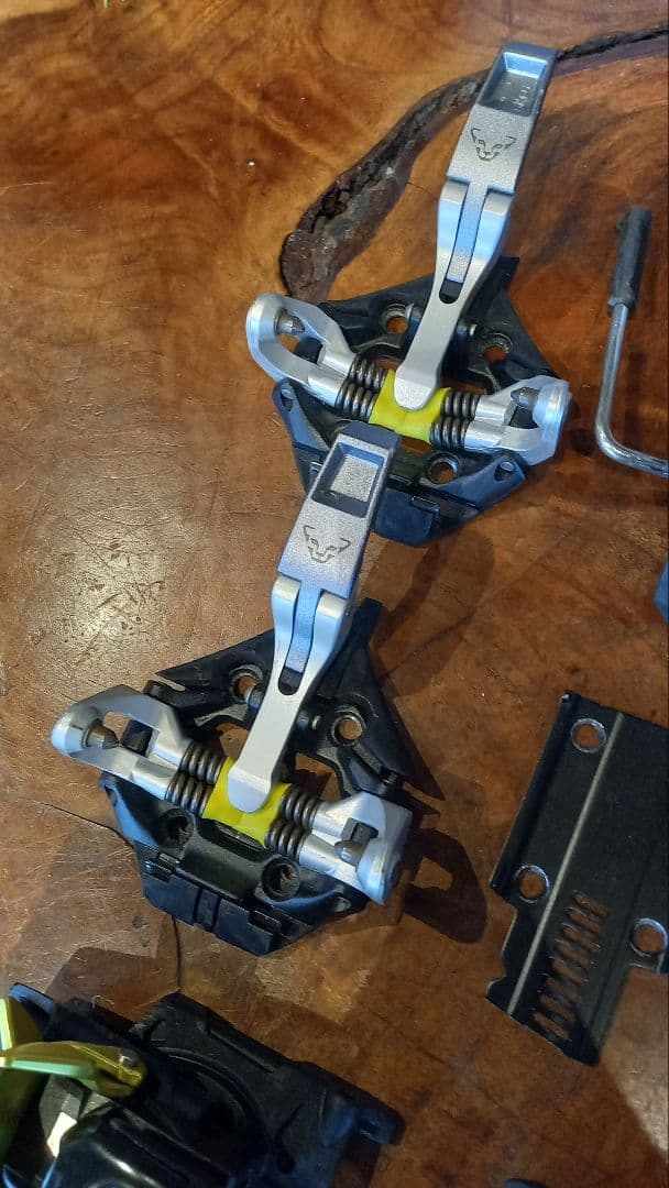 dynafit tlt 中古テックビンディング　バックカントリー　山スキー