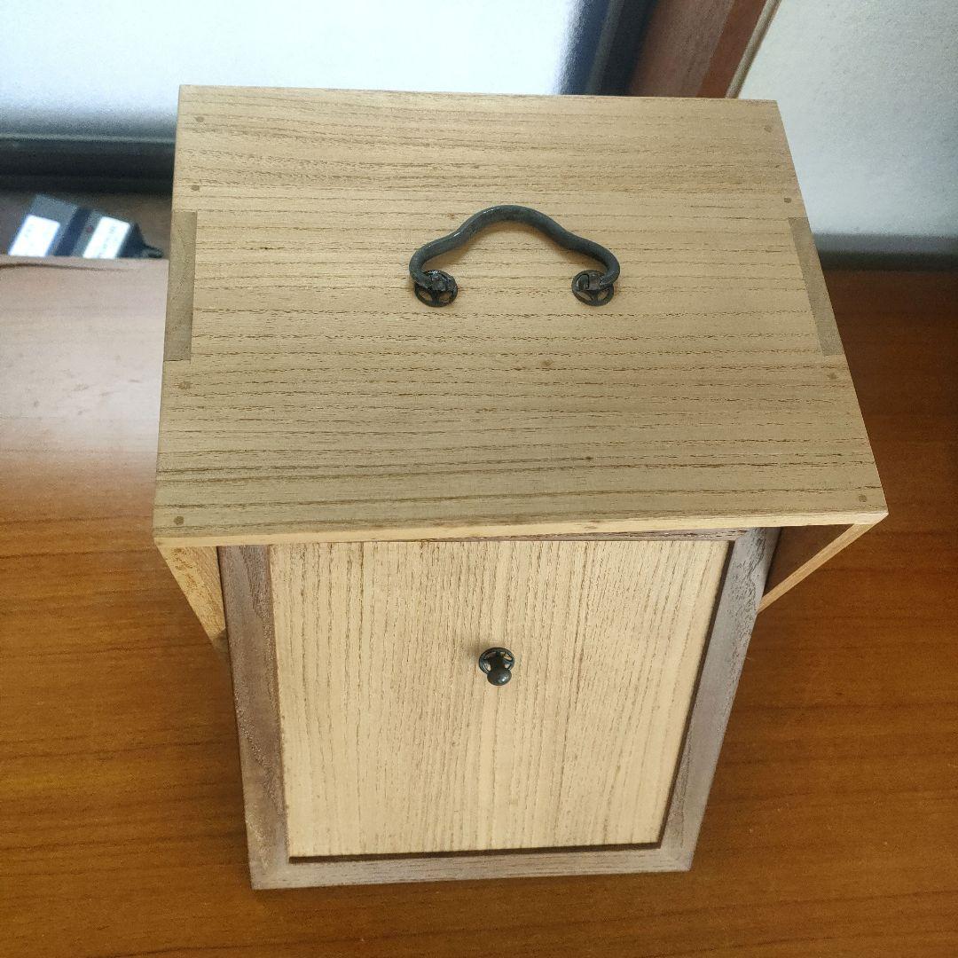 〈未使用〉茶道具　お点前セット　茶箱(桐)入り　茶碗　建水　棗　茶杓【T-9】