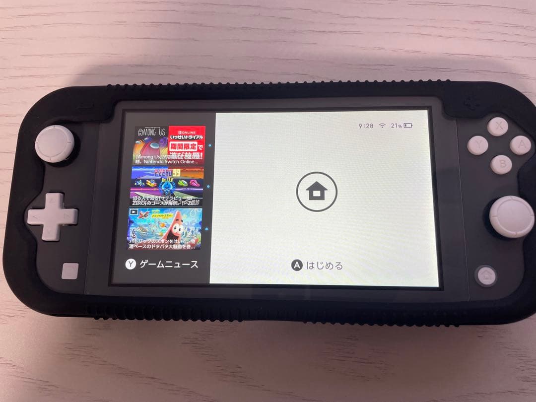 Nintendo Swich Lite ブラック　カバー、保護フィルム付