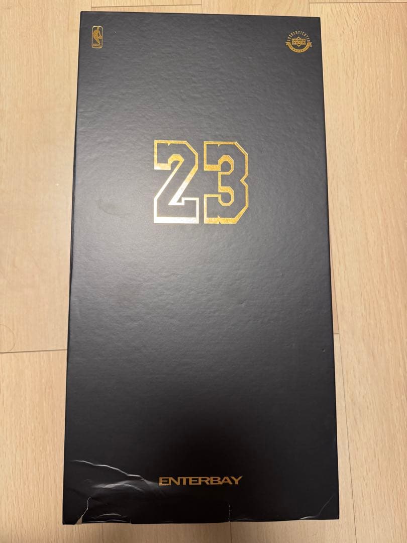 エンターベイ レブロン・ジェームズ　 フィギュア