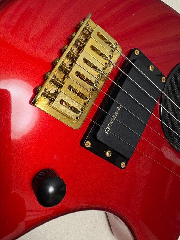 FERNANDES フェルナンデス ZO-3C（メタリックレッド）