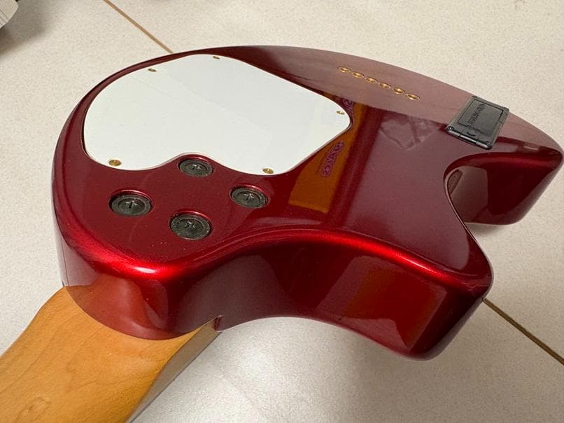 FERNANDES フェルナンデス ZO-3C（メタリックレッド）