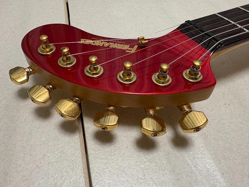 FERNANDES フェルナンデス ZO-3C（メタリックレッド）