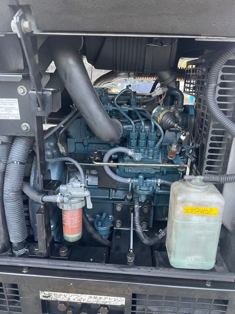 新ダイワ製 スーパーディーゼル溶接発電機 DGW310DMC