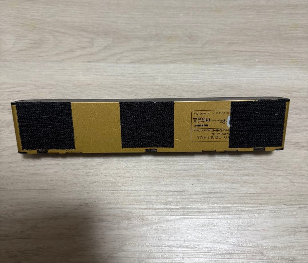 ギター HOTONE AMPERO CONTROL midi controller